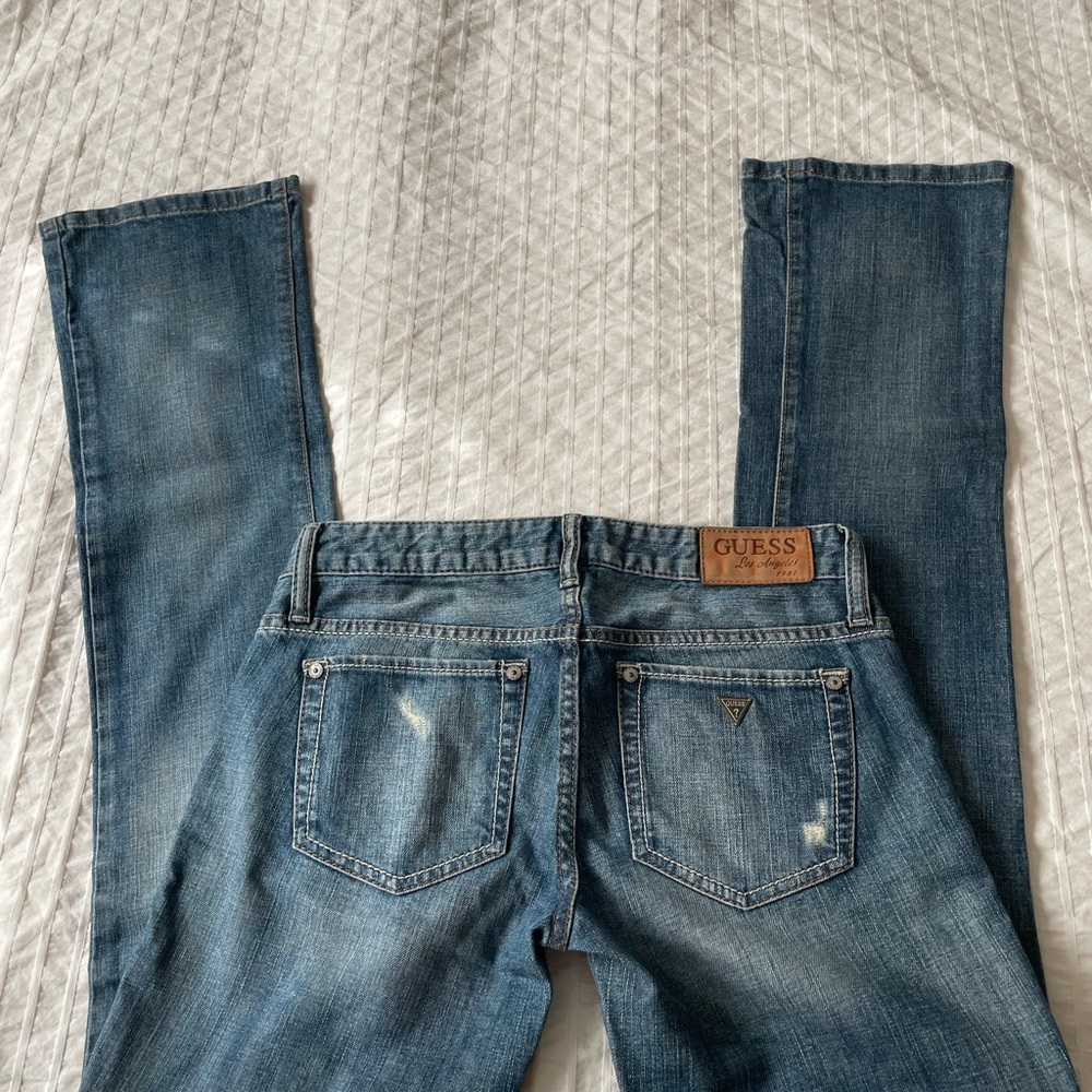 GUESS Like new Vintage Women's Classic Denim Straight Leg Jeans size 26 - Picture 2 of 15